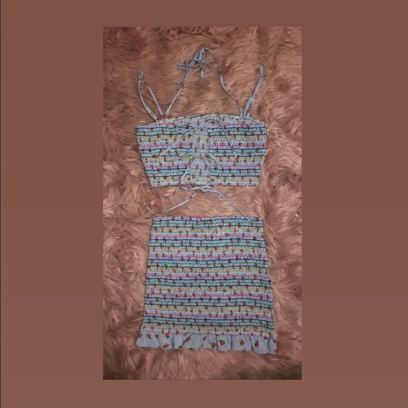 Colorful two piece set (crop top and skirt) - Picture 2 of 2